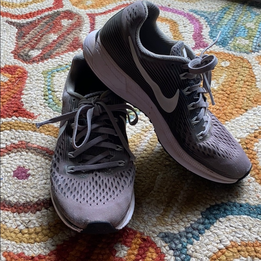 Nike Air Zoom Pegasus 34 Size 7.5